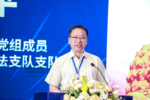 《破解停车难题 为群众幸福“加码”》